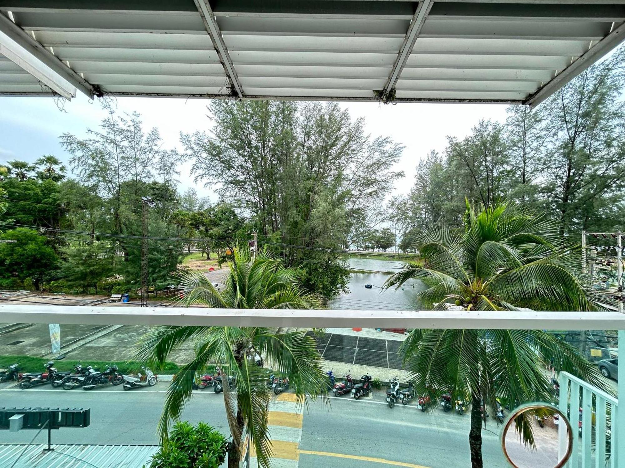 Benyada Lodge - Surin Beach Esterno foto